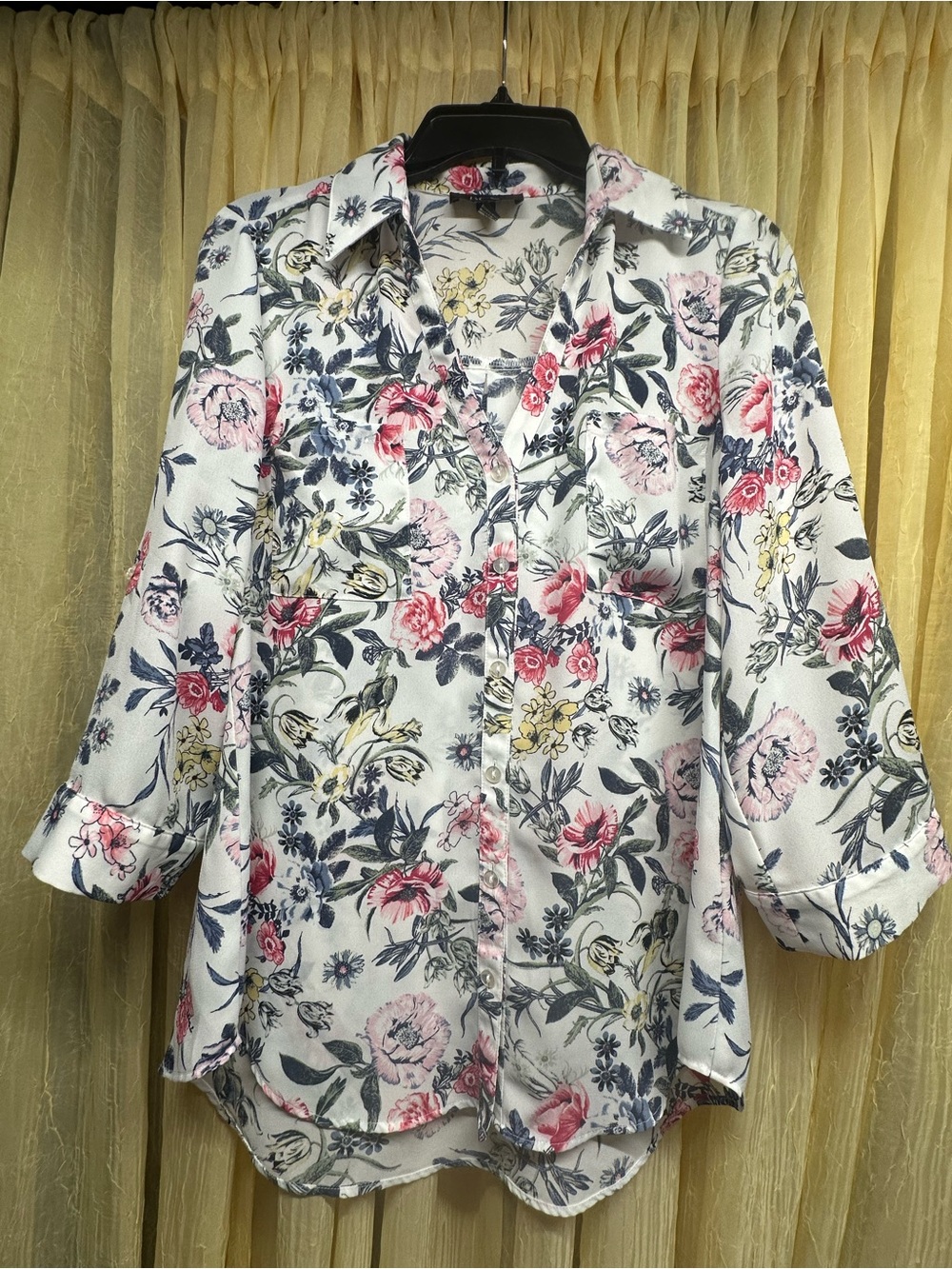 BCX White Button-Down Blouse with Pink & Navy Floral Size M